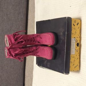NWT L'amour pink moccasin boots warm & soft w/ tassels Sz 10